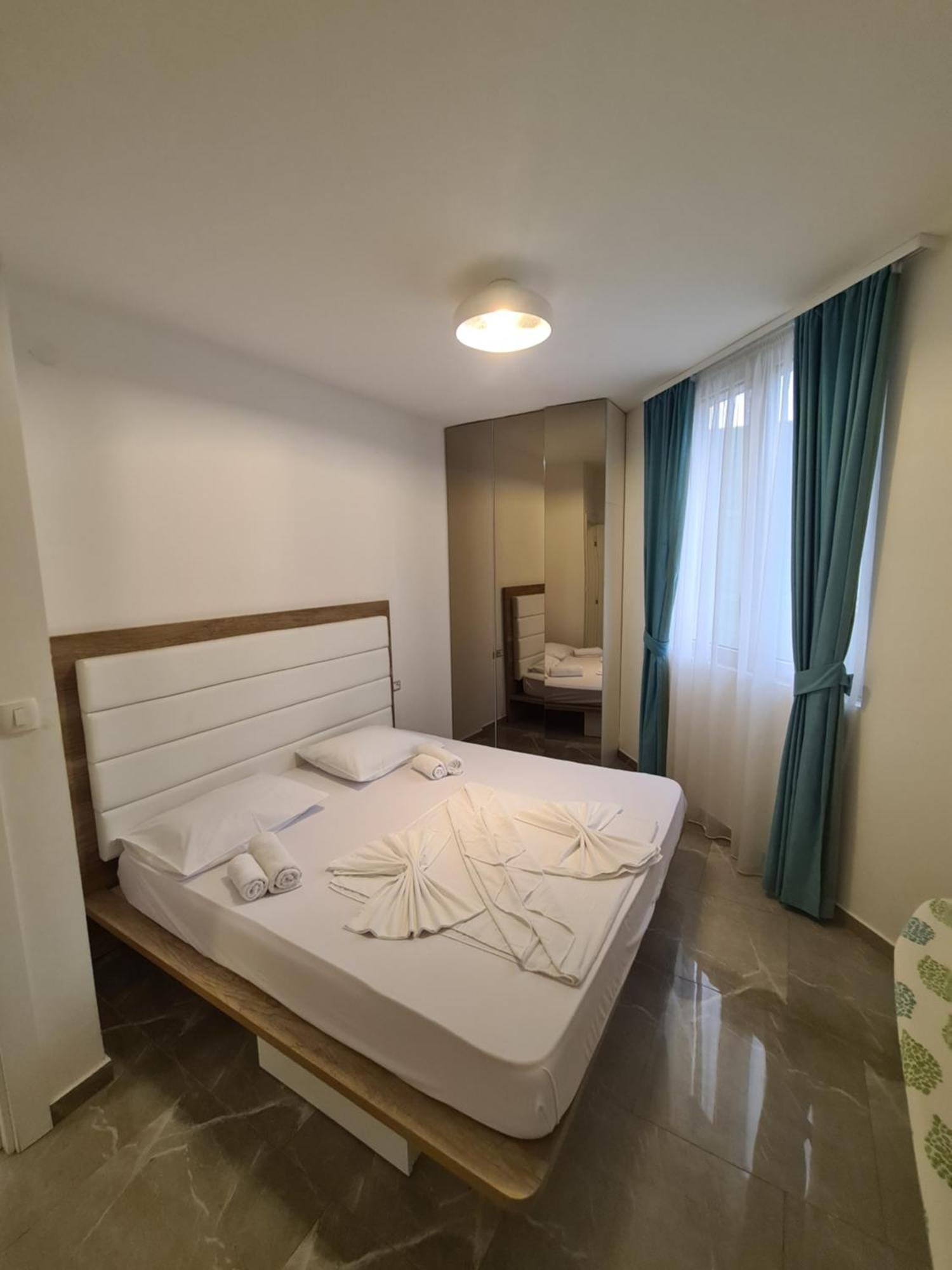 Aura Time Apartments Rafailovići Eksteriør billede